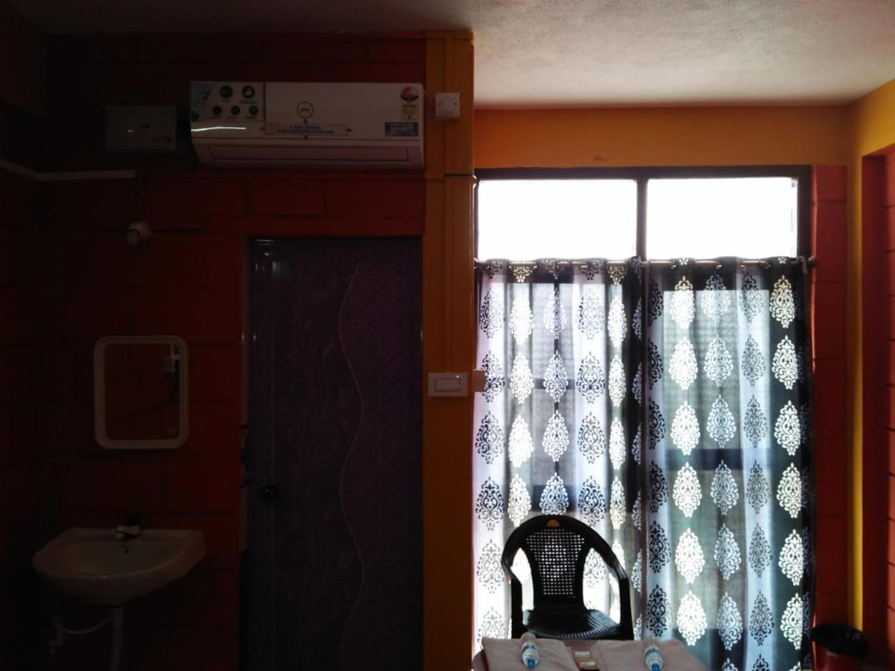 Shanthi Krishna Residency Gokarna  Habitación foto