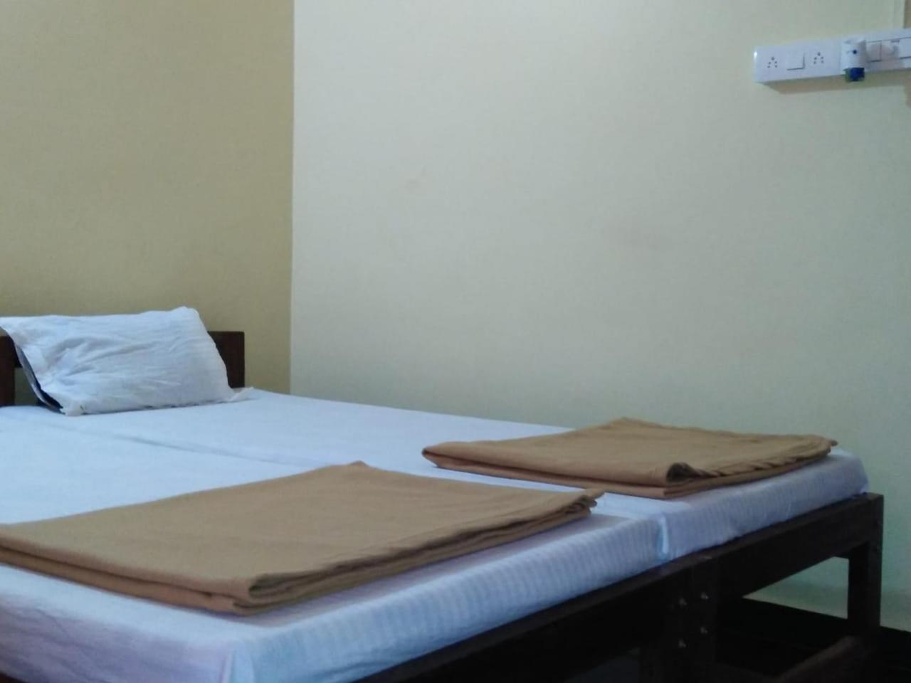 Shanthi Krishna Residency Gokarna  Exterior foto
